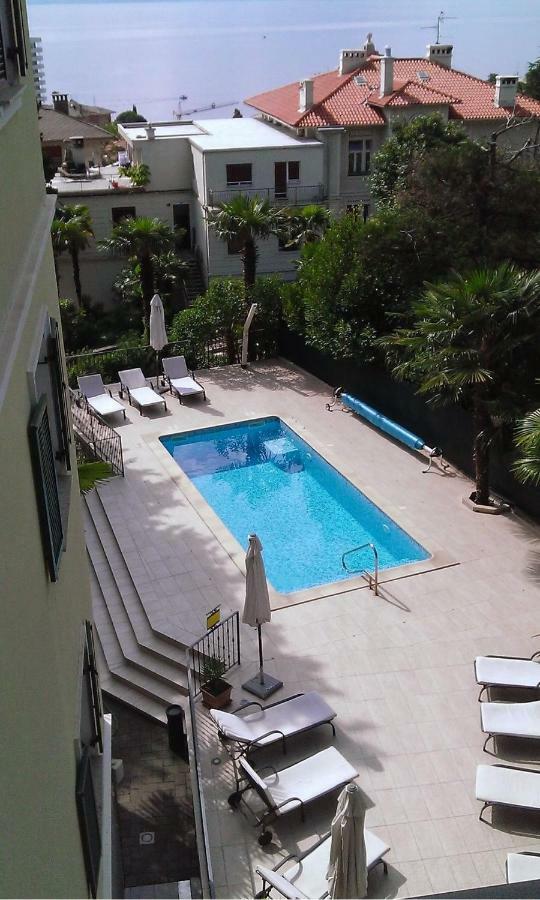 Apartment Villa Maria 10 With Swimming Pool 奥帕提亚 外观 照片